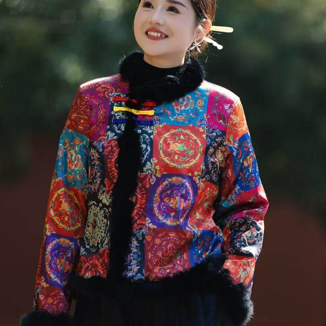 新中式复古盘扣印花毛领棉服外套