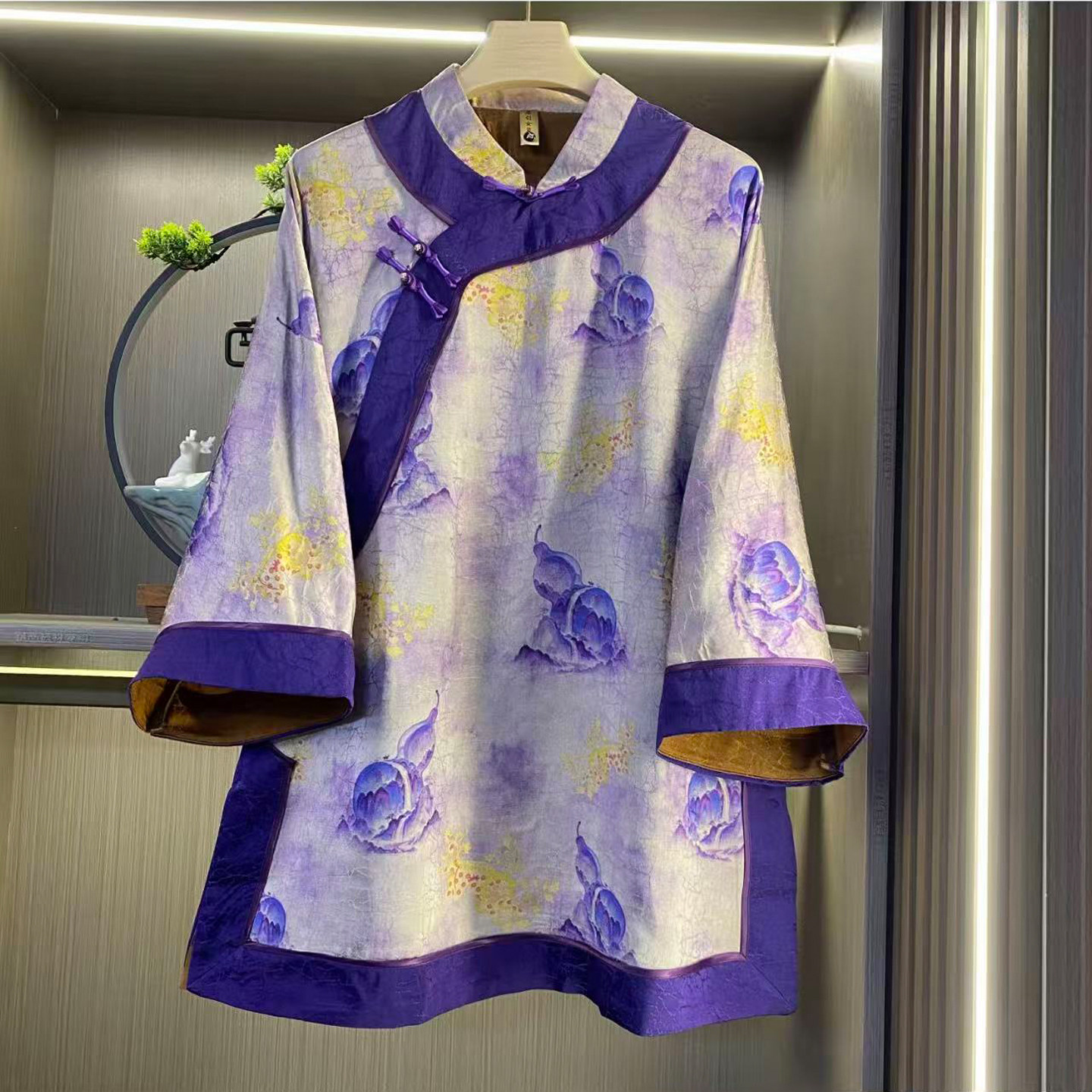 新中式唐装宽松太太服浮光锦国风长衫女高级感轻奢春季中长款上衣