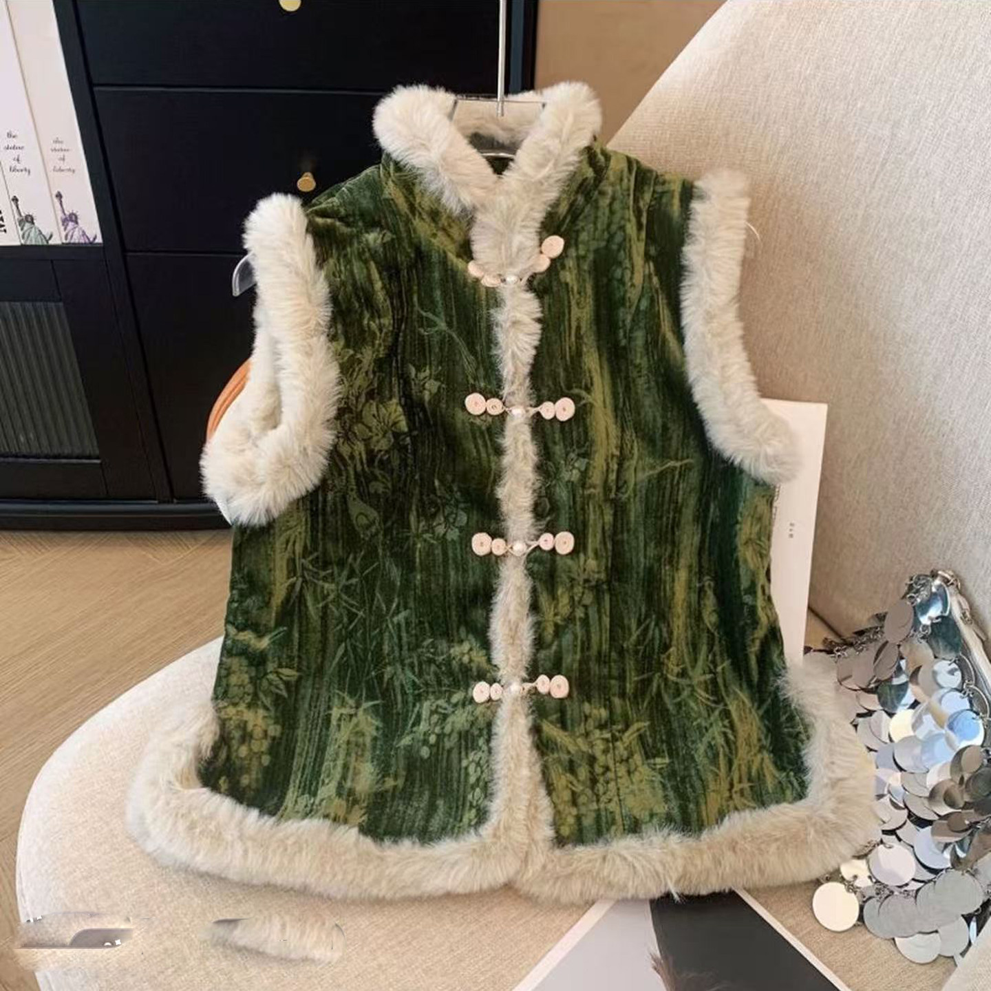 轻奢外套冬款对襟盘扣棉服坎肩女