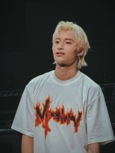 M26D THIS IS LOVE爱心字母印花短袖t恤男女棉宽松半袖夏季情侣装