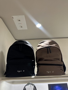 香港专柜代购agnes b.经典款防水尼龙男女款双肩背包书包23秋冬