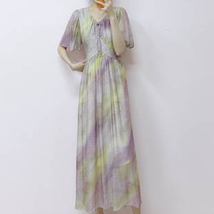 气质V领显瘦印花渐变沙滩连衣裙182 时尚 2026年夏季 品牌专柜新款