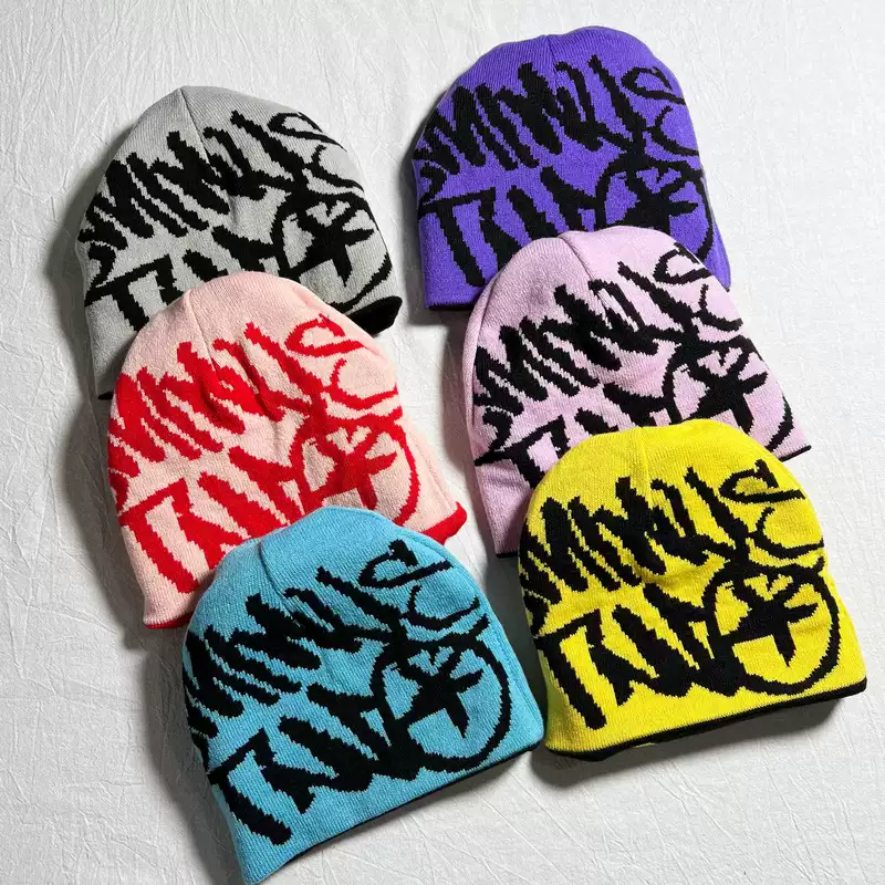 MT minus two beanie