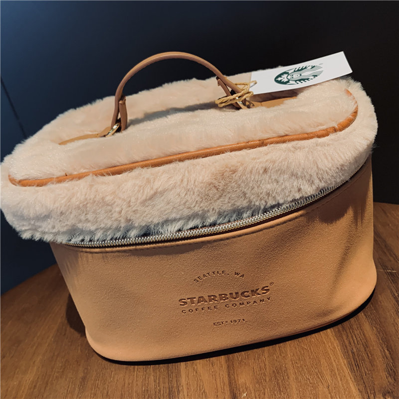 星巴克21新年福袋暖棕桶包随行包毛毛熊款背包少女毛绒小熊单肩包