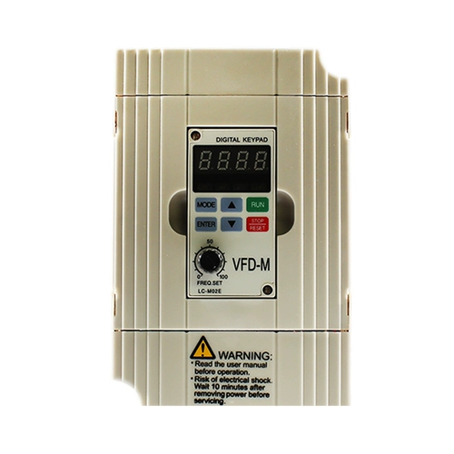 Высокопроизводительный VFD-M380V220V0,4 0,7 1,5 2,2 3,7 5,5 7,5 кВт регулятор скорости преобразователя частоты.