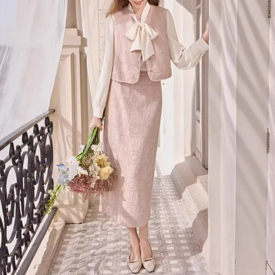 马甲衬衫半身裙套装女2026春季新款千金名媛刺绣三件套B96C135