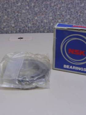 日本NSK进口轴承 HR30302J 7302E 30302 30202 圆锥滚子轴承