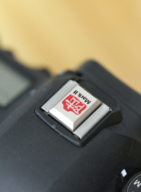背包客适用于佳能6D2陆版锌合金属热靴保护盖EOS6Dmarkii纪念热靴