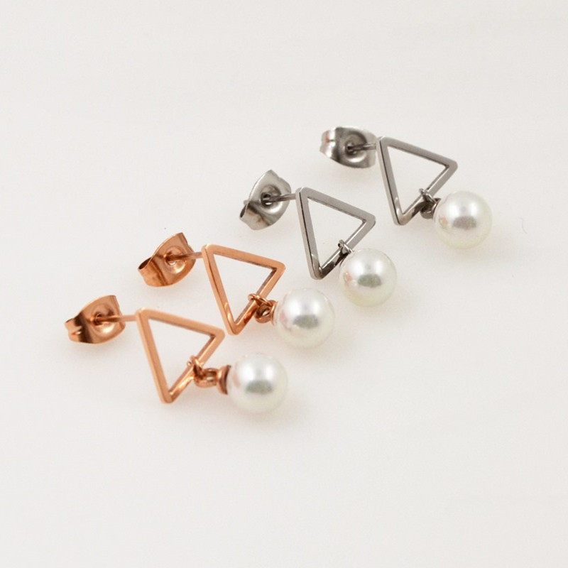 甜美三角形吊珍珠钛钢玫瑰金耳钉 韩版时尚女款防过敏耳坠首饰品