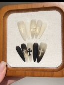 手工穿戴甲中长款 修女鸳鸯款 美甲黑紫色十字架渐变高级感辣妹