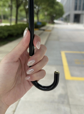 2025新款手工穿戴甲短款淡蓝色美甲海莉珍珠白显白纯欲风温柔淑女