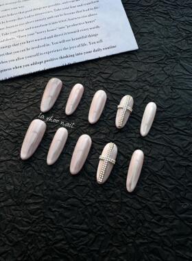 吉赛尔同款纯手工穿戴甲中长款美甲十字架渐变粉色高级感暗黑风