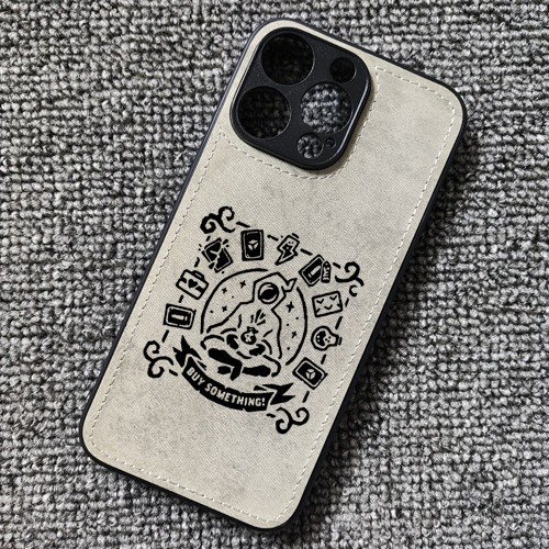 杀戮尖塔2游戏商人周边布纹手机壳适用iphone16苹果17华为P70荣耀winRT小米17红米K80TURBO5一加13oppofindx9 - 实物图