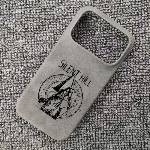 寂静岭三角头游戏周边肤感羊巴皮磁吸手机壳适用于iphone17苹果华为p70小米15红米K70三星S23一加荣耀WINRT