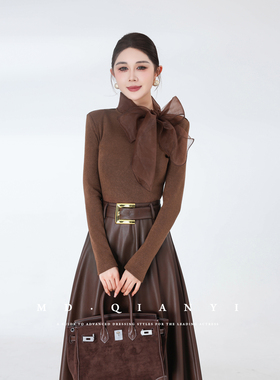 MD千亿【月岛灵韵】2025冬季新款设计感显瘦气质时尚蝴蝶上衣