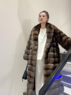 高奢大气 新品 西牧严选龙猫青紫兰中长款 连帽皮草外套2024当季