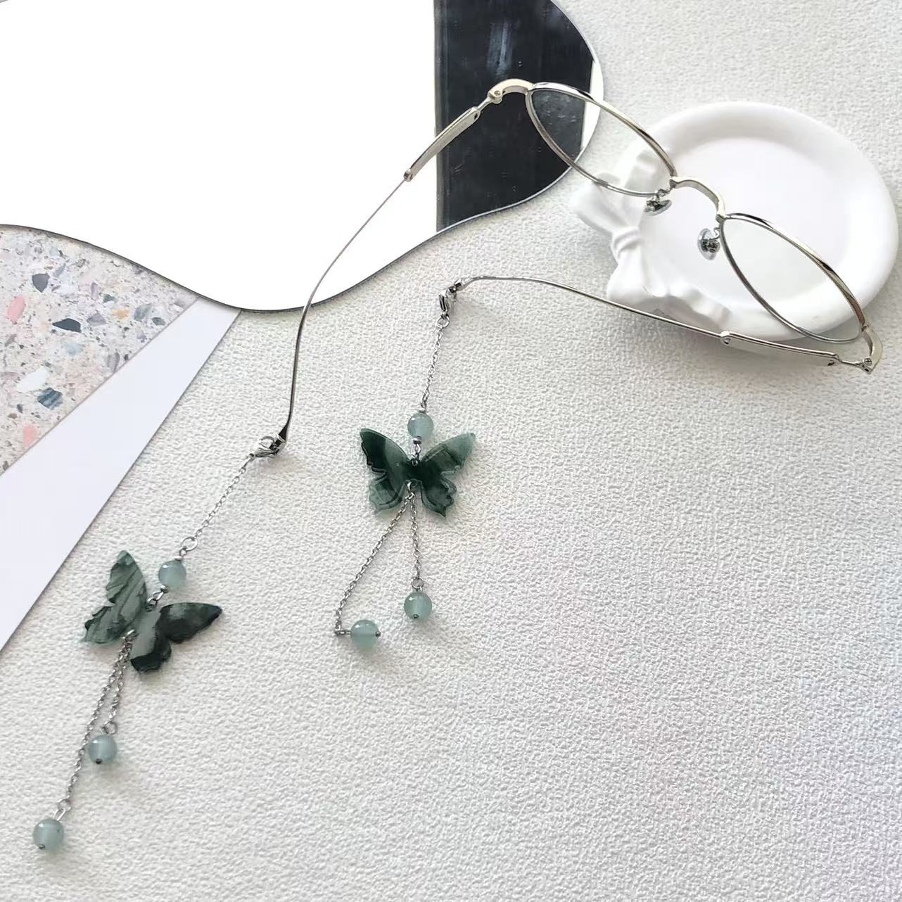 钛钢眼镜链女款短款尾链挂链眼镜挂绳太阳镜链子眼镜链男款眼镜链