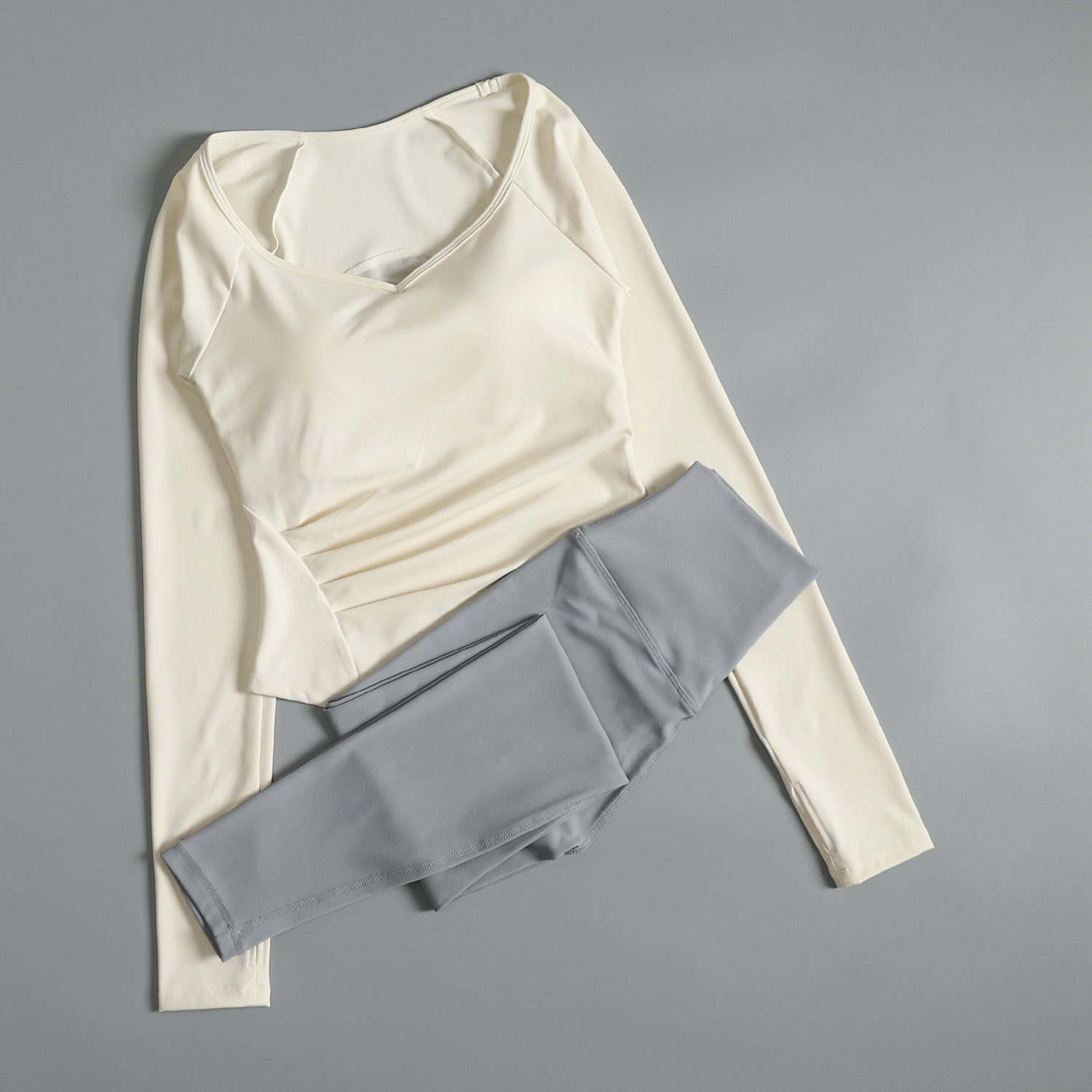 瑜伽服套装普拉提高级感绝美跑步运动上衣女带胸垫秋冬健身服长袖