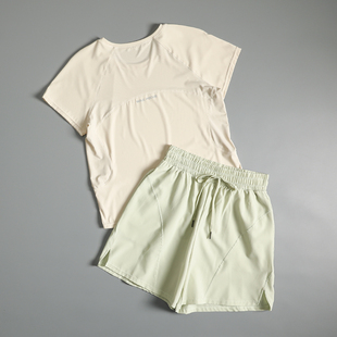 宽松跑步套装女夏季马拉松运动健身训练速干短袖短裤普拉提瑜伽服