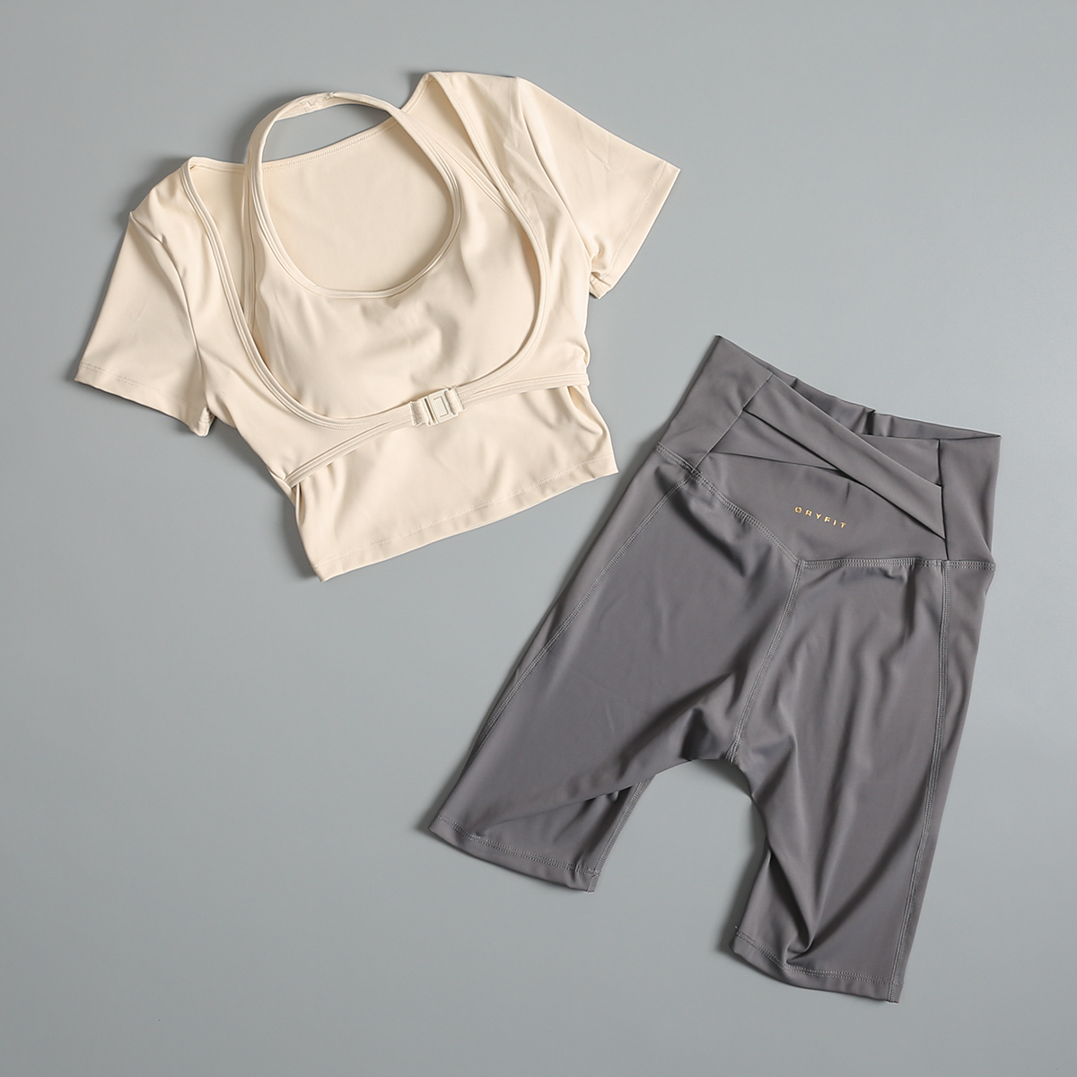 高颜值运动套装女健身房专业速干