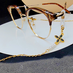 眼镜链女日本钛钢挂脖耳机四叶草珍珠太阳眼睛链条口罩绳女墨镜