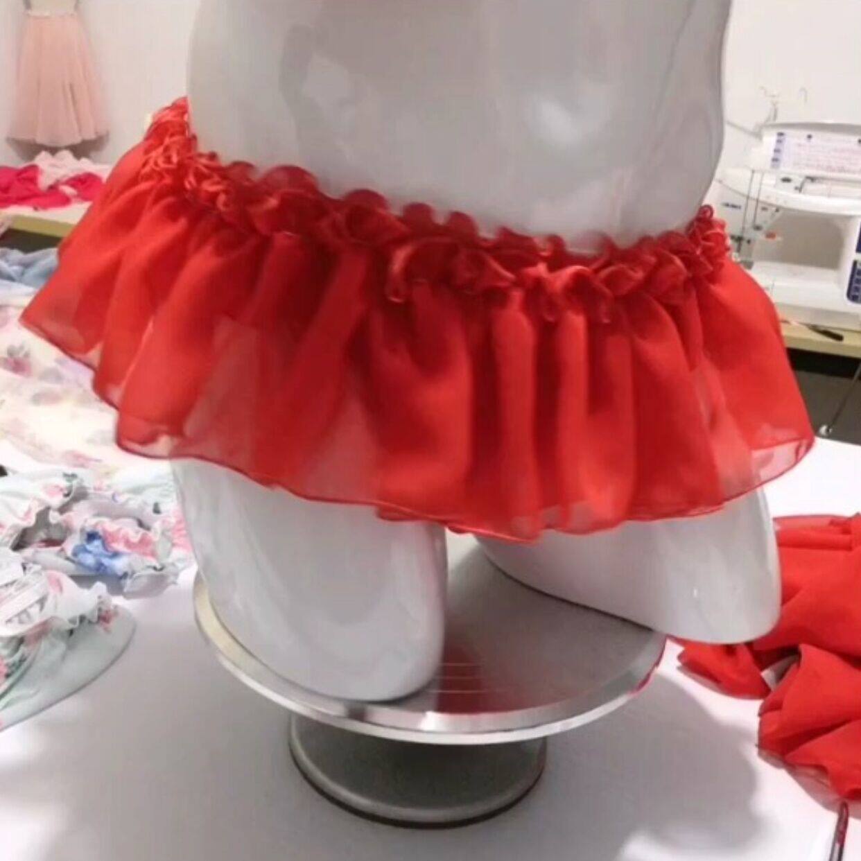 大红新郎lolita洛丽塔公子公主男生穿男女情侣款蓬蓬裙wei娘内裤