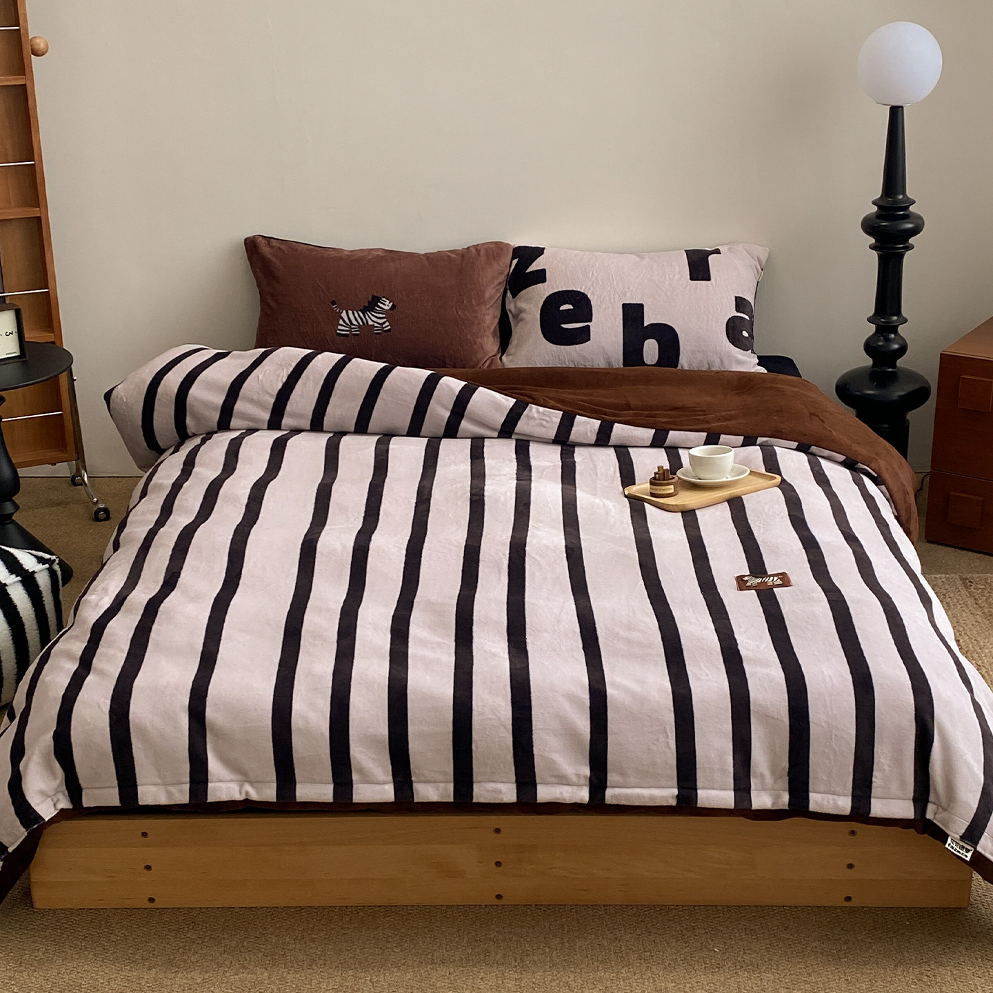 斑马的想法 原创ins复古条纹保暖奶油绒四件套加厚款床单被套双人,床上用品,床品套件/四件套/多件套,淘宝优惠券,粉丝福利购,淘宝优惠卷