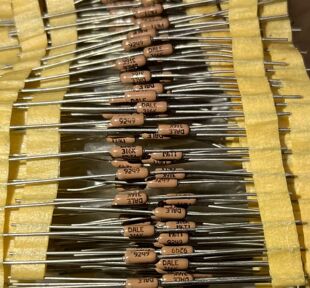 VISHAY DALE达尼电阻  1/4W  规格内祥