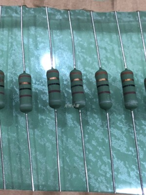 KNP 3WS线绕电阻3W 82R (100个)