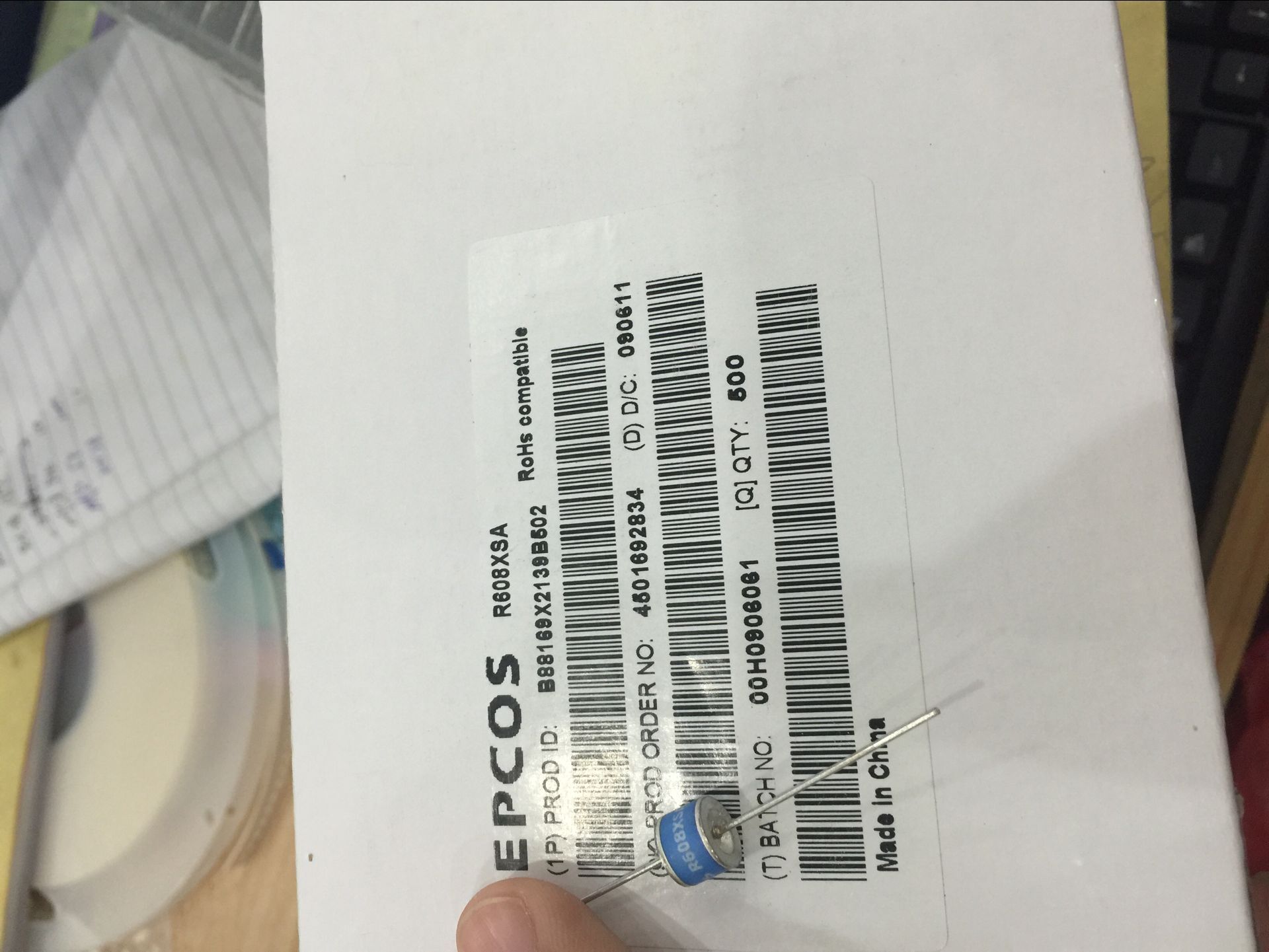 EPCOS放电管 R608X R608XSA  8*6 2R600 600V