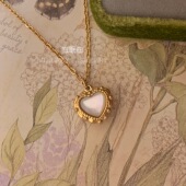 清仓啦 不易掉色法式 浮雕爱心白贝壳立体桃心项链女毛衣链送礼