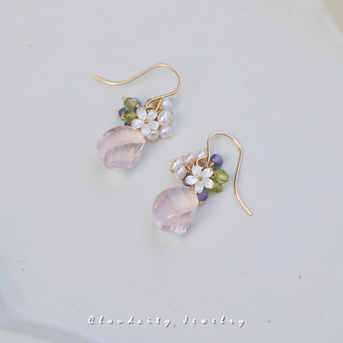 芳菲Cloudcity原创设计精致气质樱花蝶贝大颗粉晶14K注金手作耳环