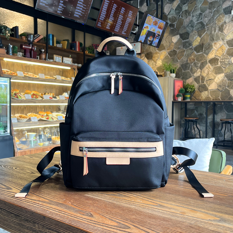 2024新款简约百搭双肩包男女通勤大容量旅行包电脑背包短途行李袋