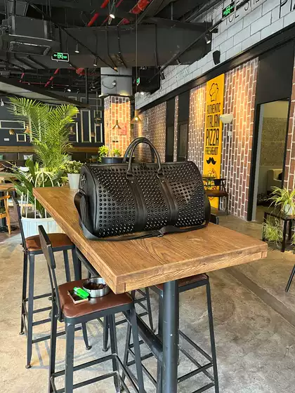 2026 New Fashion Street Trend Rivet Travel Bag Men's Hand-Held Short-Distance Business Trip Travel Luggage Bag Large Capacity