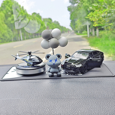 暴力熊车内香薰汽车中控台装饰品