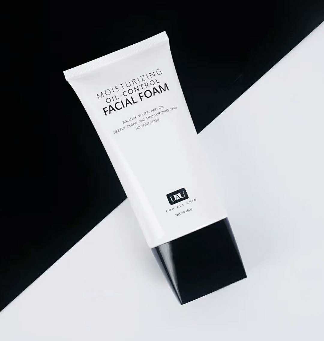 UAU氨基酸洗面奶深层清洁