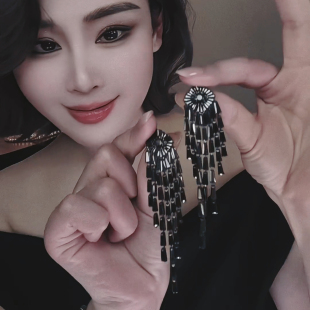 流苏耳环 高级感长款 法式 优雅气质夸张耳饰女超闪锆石镶嵌轻奢时尚