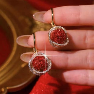 鸿运当头微镶满钻红色球球耳环高级感优雅大气质复古轻奢百搭耳饰