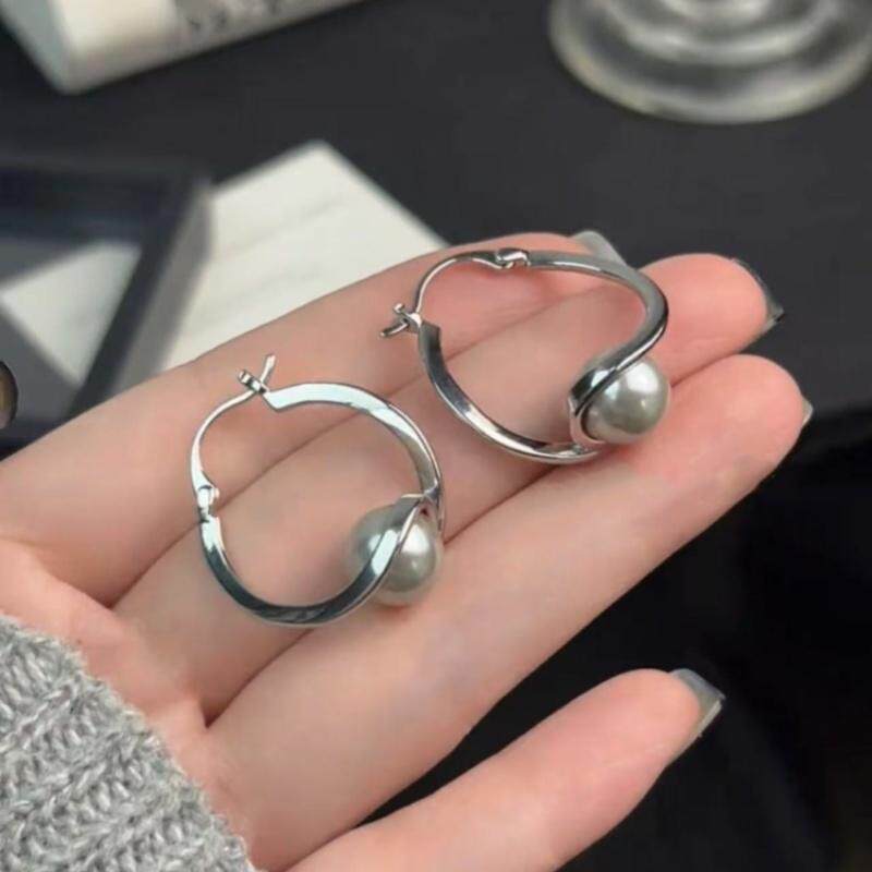 极简清冷灰色珍珠耳环优雅女