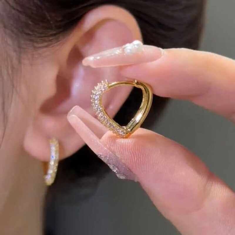 极简满钻爱心耳扣女精致