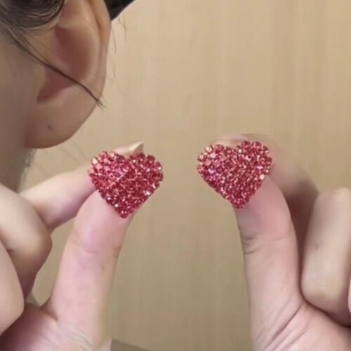 时尚简约紫红色水晶爱心耳钉女