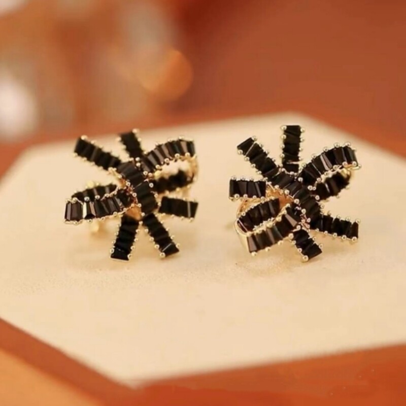 简约时尚黑色满钻奢华耳环女2023新款爆款气质银针耳钉高级感耳饰