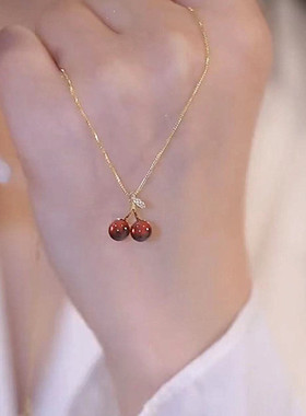 轻奢红色樱桃吊坠项链小众锁骨链