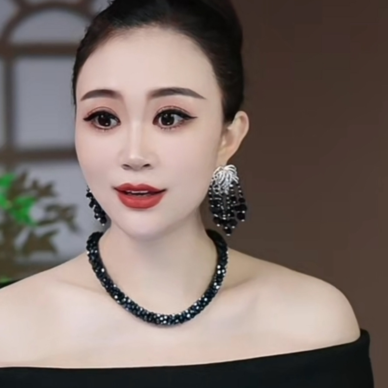 法式夸张黑色烟花流苏耳环女小众设计感高级气质耳钉2026新款耳饰