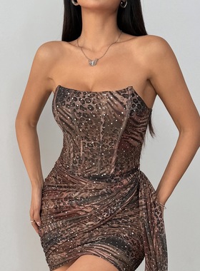 R190性感内衣露背轻奢豹纹抹胸连衣裙精致款式褶皱款式街头辣妹款