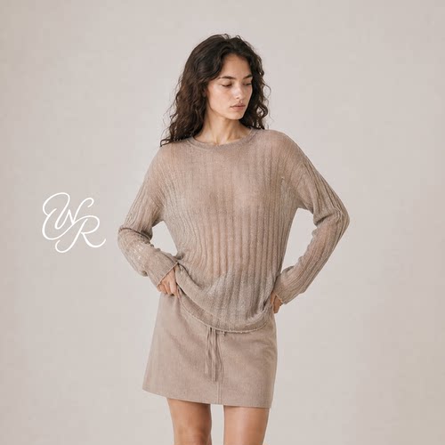 UNR流光细闪圆领针织宽松上衣女