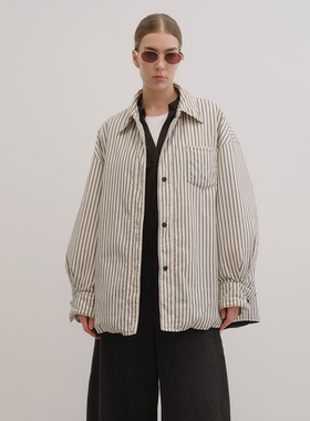 UNRESTRAIN「UNR」条纹面包 小翻领衬衫式条纹宽松羽绒服外套女