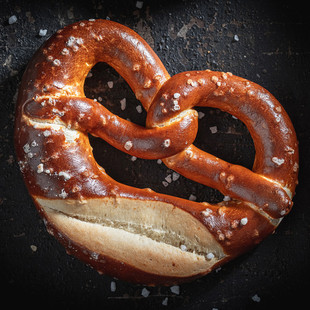 80g 新鲜德国碱水面包圈 2pcs Pretzel 代金券 Brezel