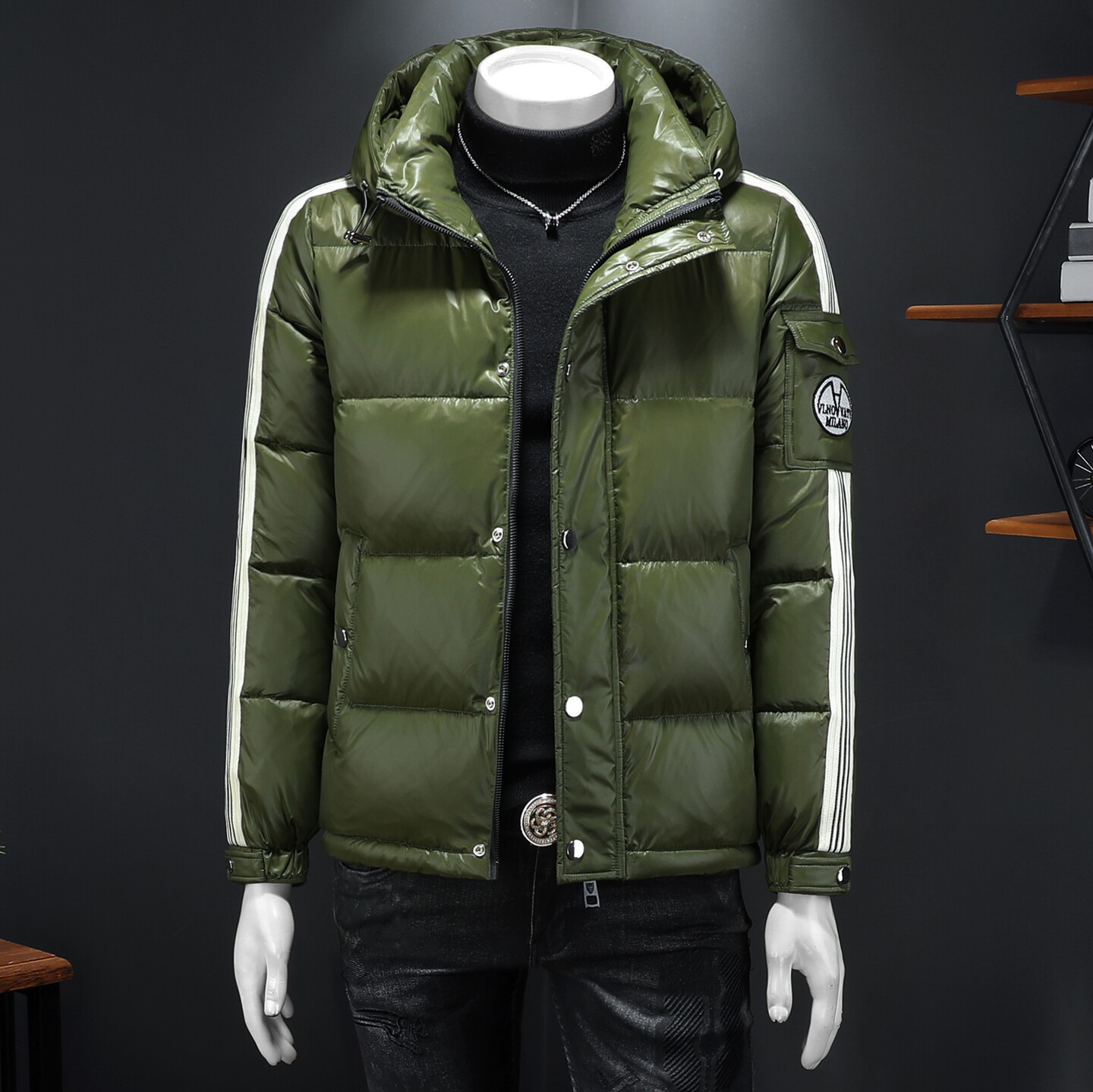 Y9861P3502025高端冬季90%白鸭绒亮面连帽羽绒服假模385，男装羽绒服，钱塘6016-1(原3019)