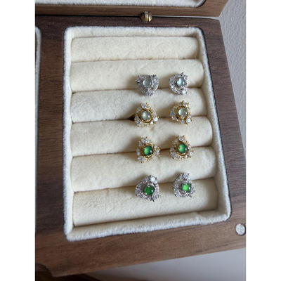 精致翡翠玉珠925银带钻耳饰